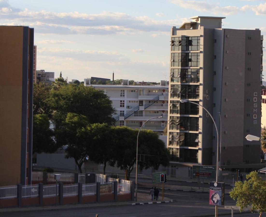 Abigail'S Studio Apartment @ Trift Tower Windhoek Exterior photo